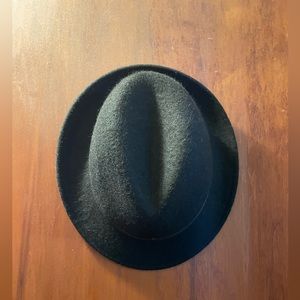 Janie and Jack very good condition black fedora